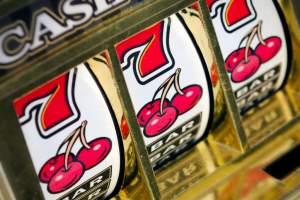 Read more about the article Proven Tips to Trick Online Slot Machines for Maximum Wins